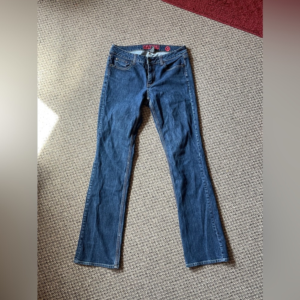 Curvy Bootcut Jeans
